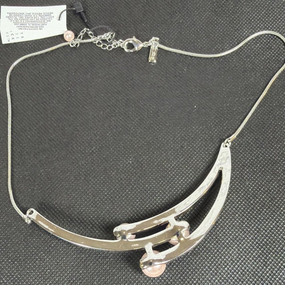 NWT White House Black Market Bib Necklace Goddess Pink Faux Pearl Silver Tone - Picture 6 of 13